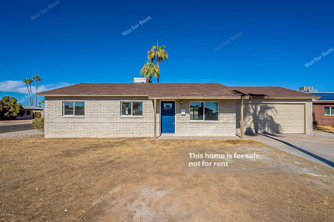 2812 W Mauna Loa Ln., Phoenix, AZ 85053