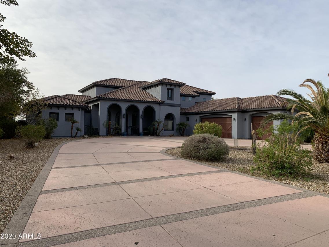 15833 W Charlotte Dr., Surprise, AZ 85387
