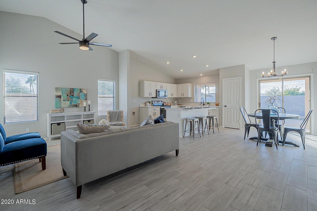 16044 N 138th Ln., Surprise, AZ 85374