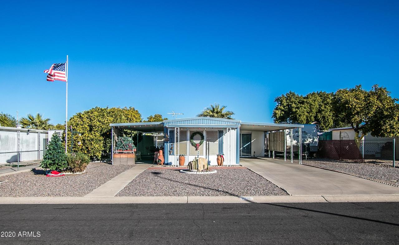 7702 E Hampton Ave., Mesa, AZ 85208