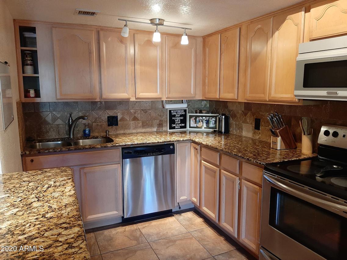 8004 N 32nd Dr. #4, Phoenix, AZ 85051