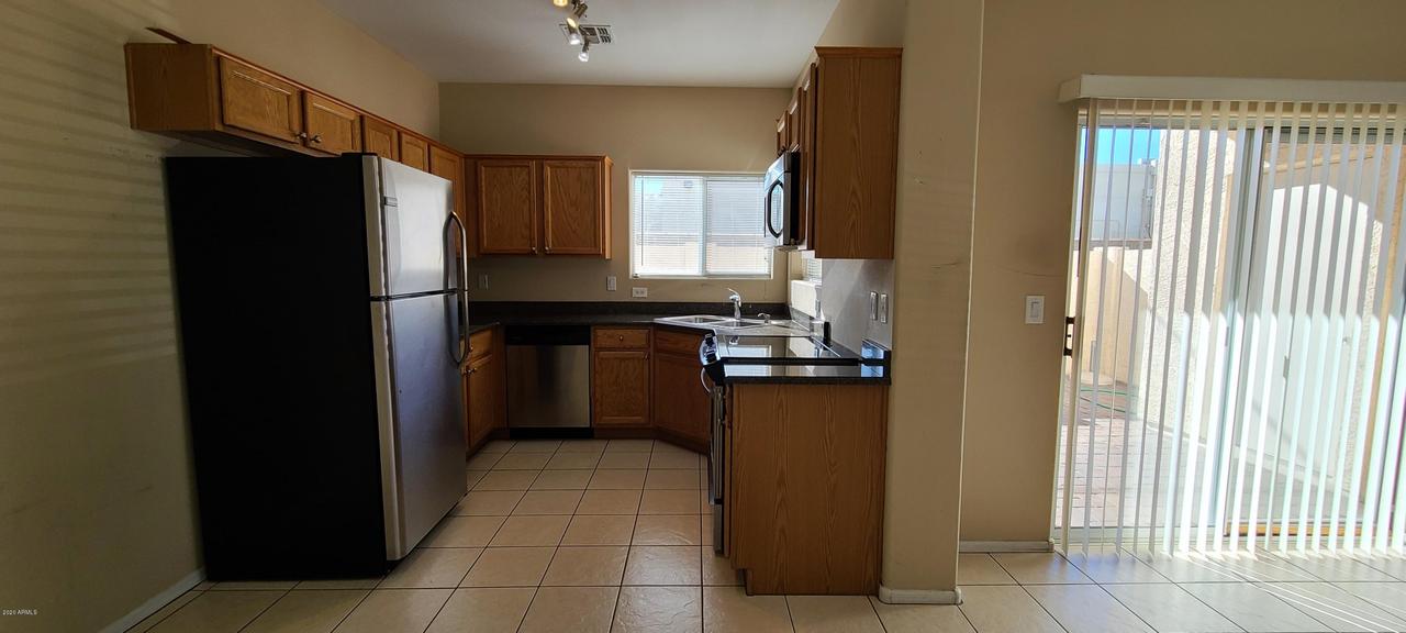 2311 E Hartford Ave. #27, Phoenix, AZ 85022