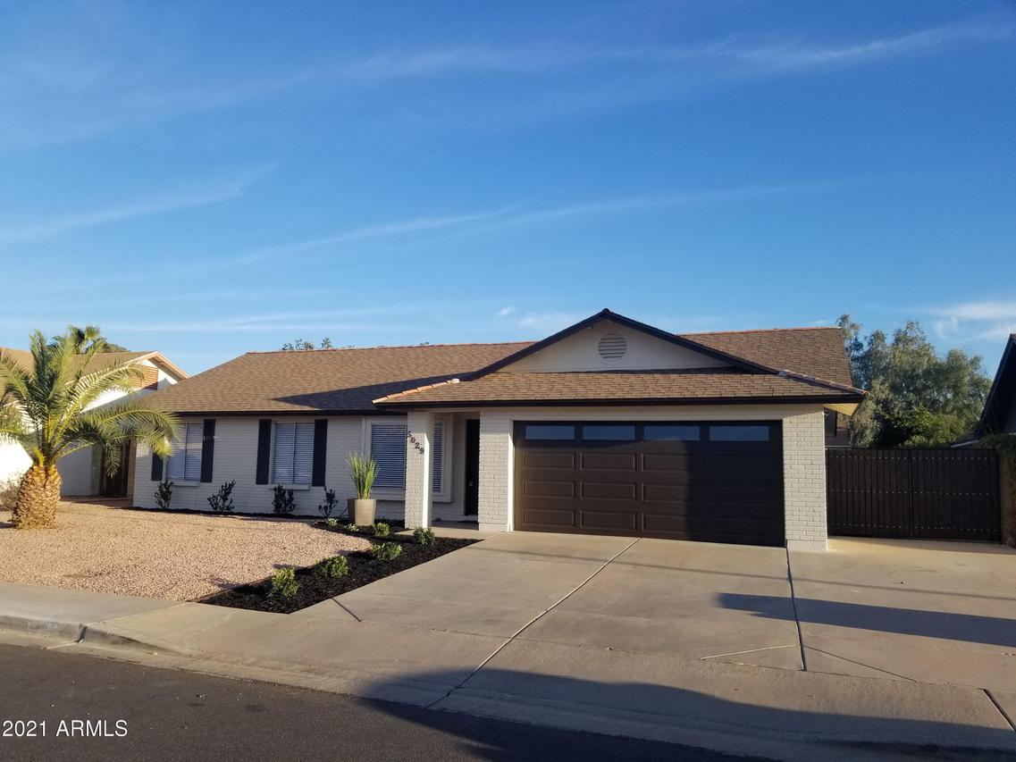5029 E Evergreen St., Mesa, AZ 85205