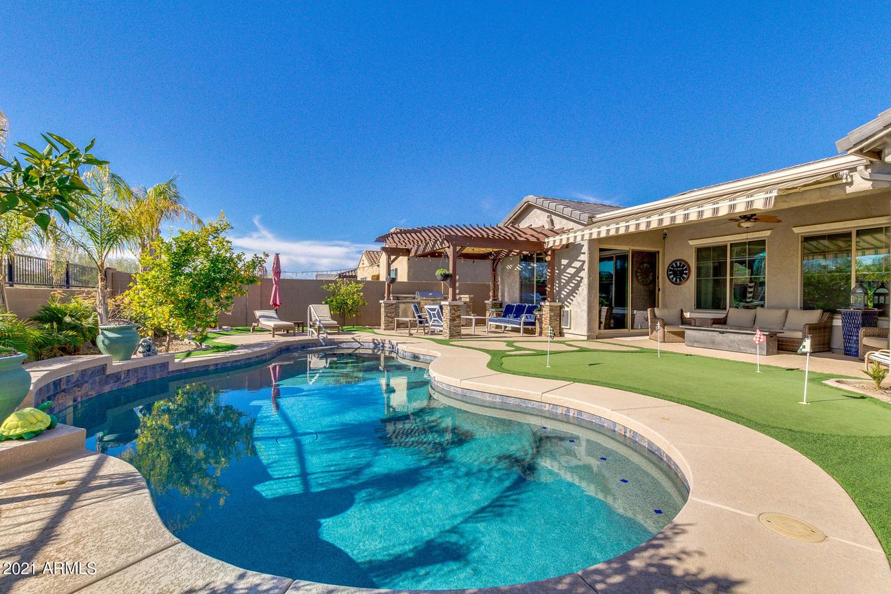 10859 E Thornton Ave., Mesa, AZ 85212
