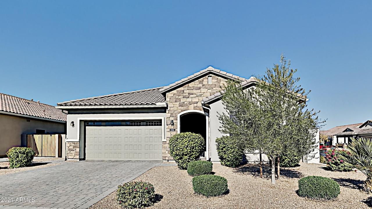 996 E Knightsbridge Way, Gilbert, AZ 85297