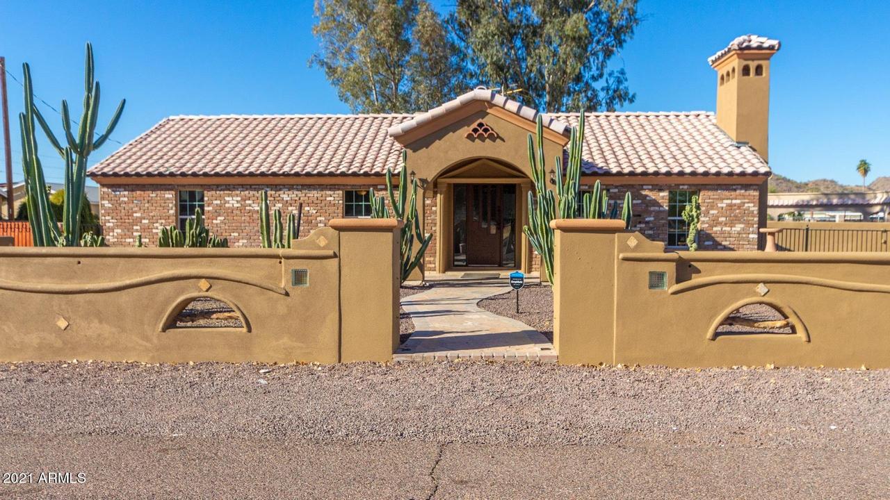 18806 N 27th St., Phoenix, AZ 85050