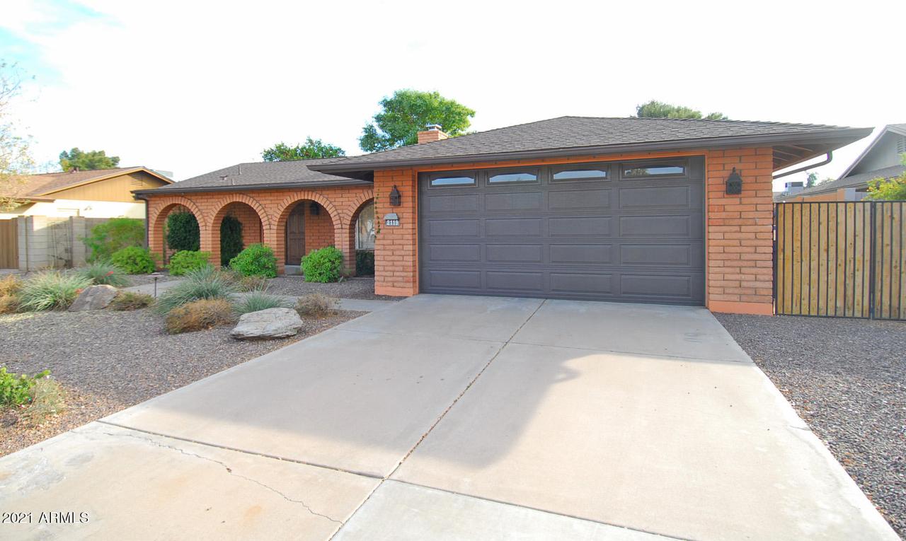 2119 E Pebble Beach Dr., Tempe, AZ 85282