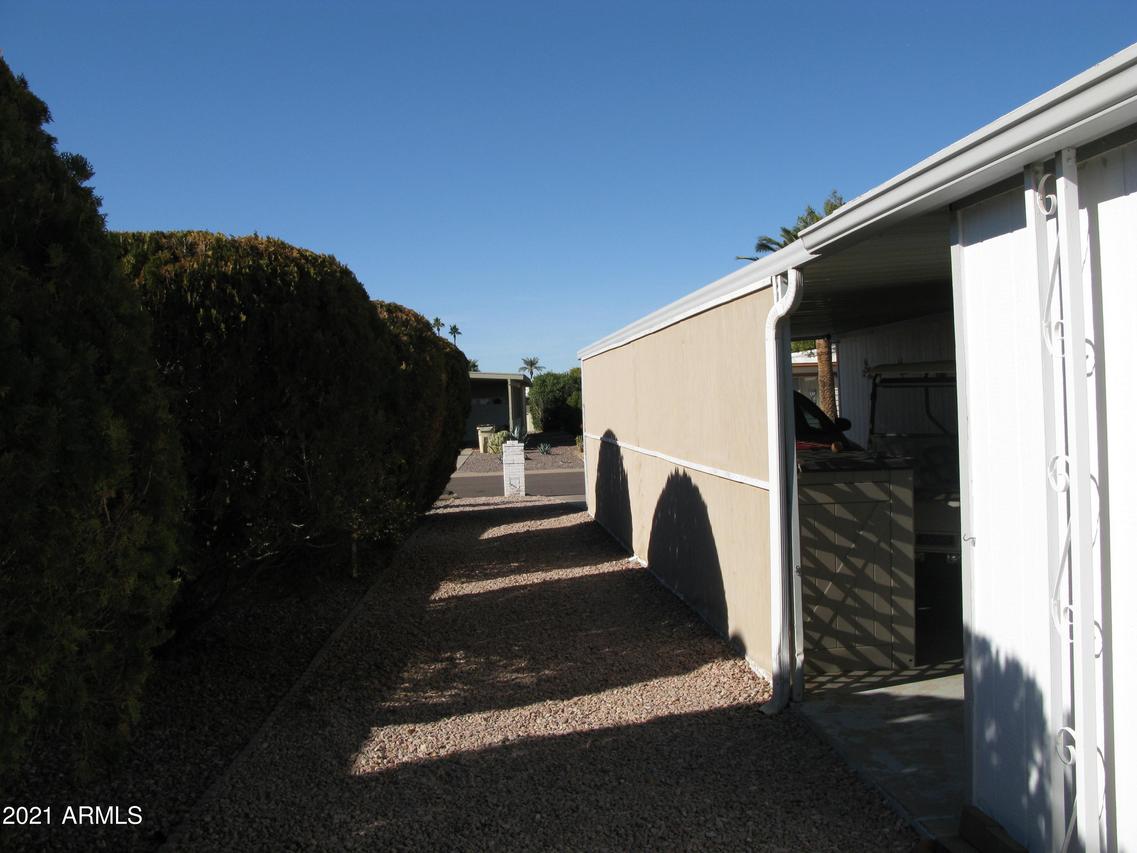 9303 E Cactus Ln., Sun Lakes, AZ 85248