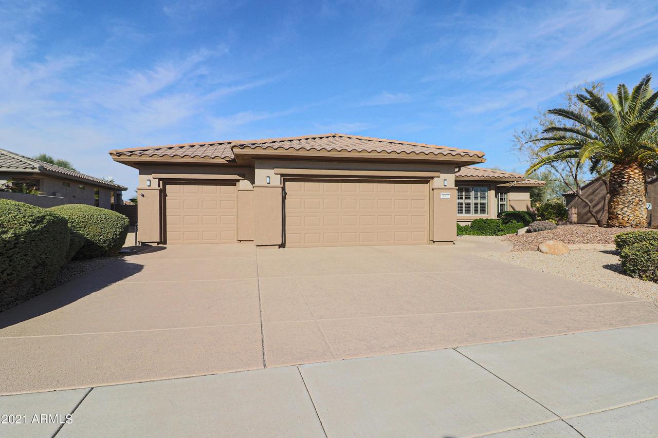 18873 N Summerbreeze Way, Surprise, AZ 85374