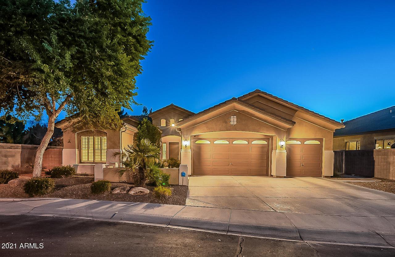 1493 E Zion Way, Chandler, AZ 85249