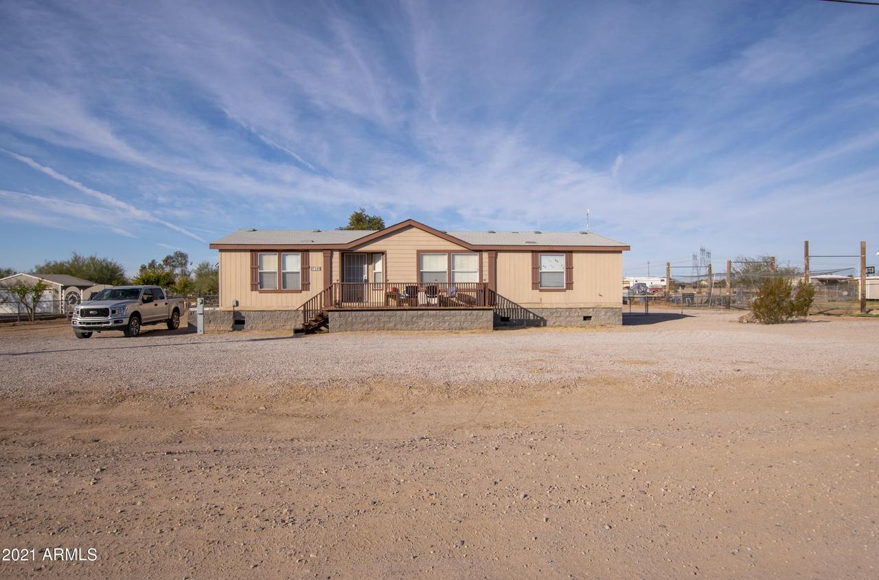 3710 S 335th Ave., Tonopah, AZ 85354