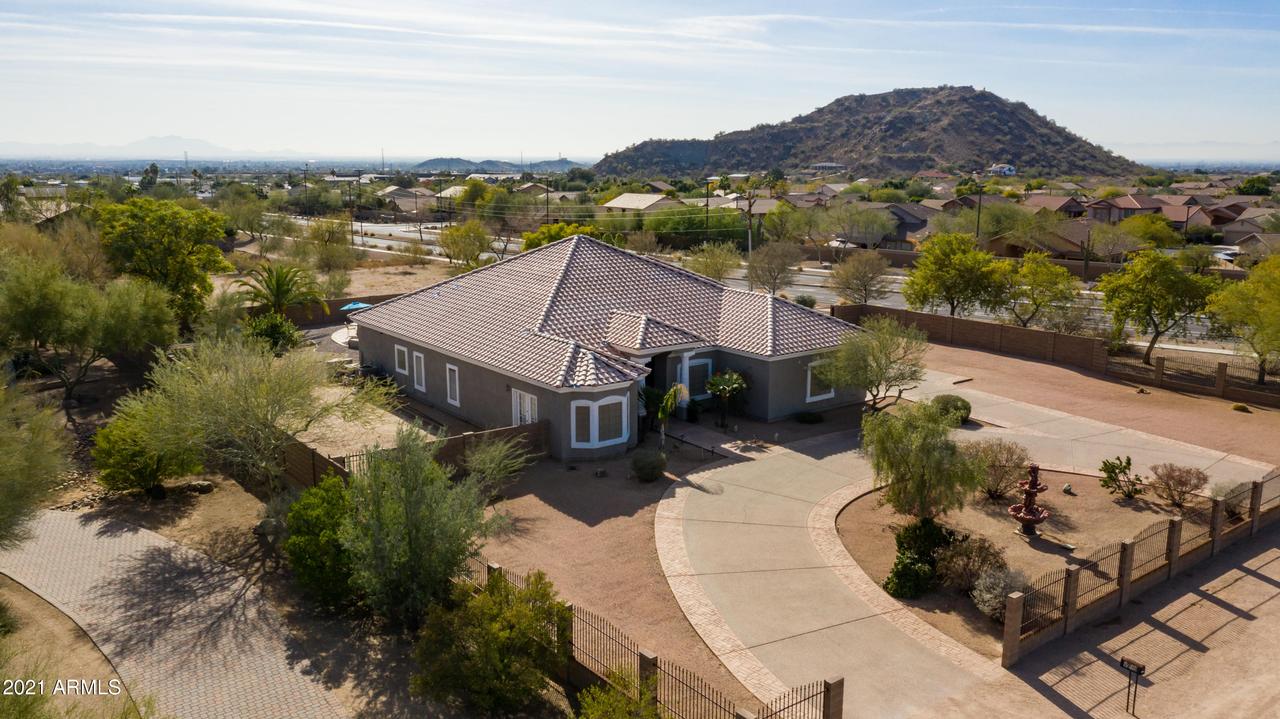 9215 E Mclellan Rd., Mesa, AZ 85207