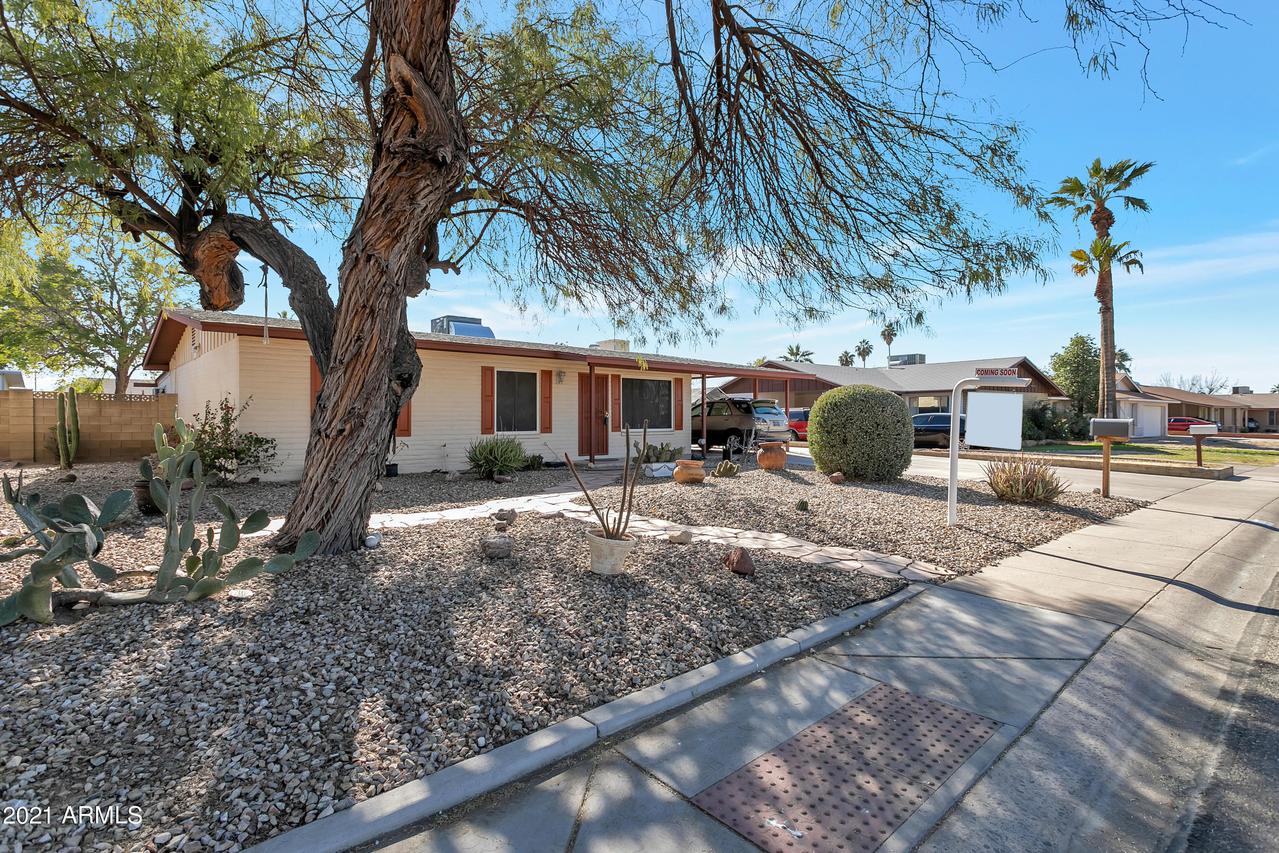 3155 W Shangri La Rd., Phoenix, AZ 85029