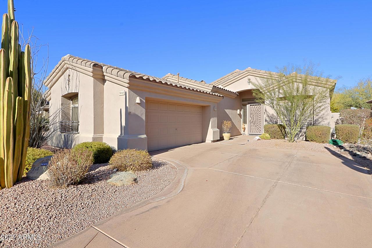 5040 E Robin Ln., Phoenix, AZ 85054