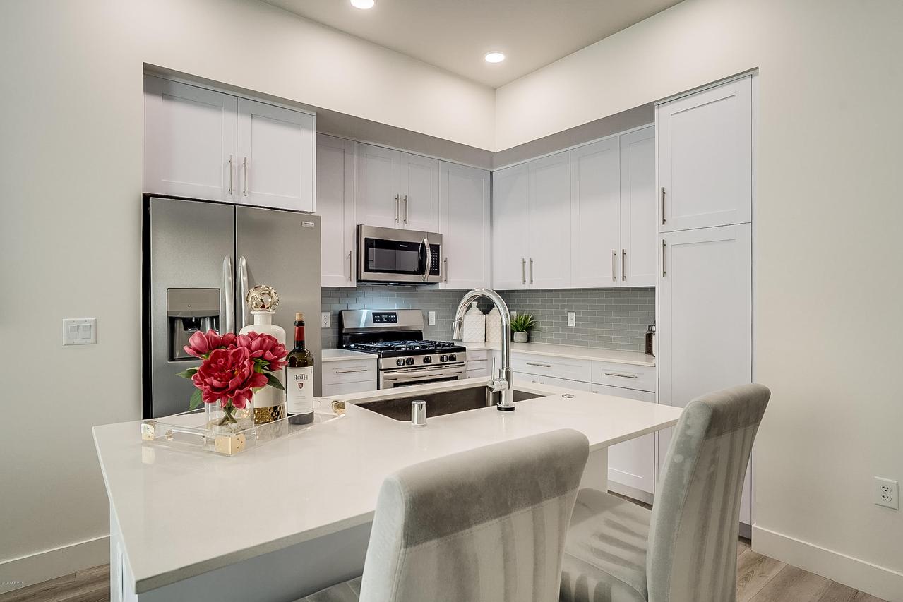 7300 E Earll Dr. #3021, Scottsdale, AZ 85251