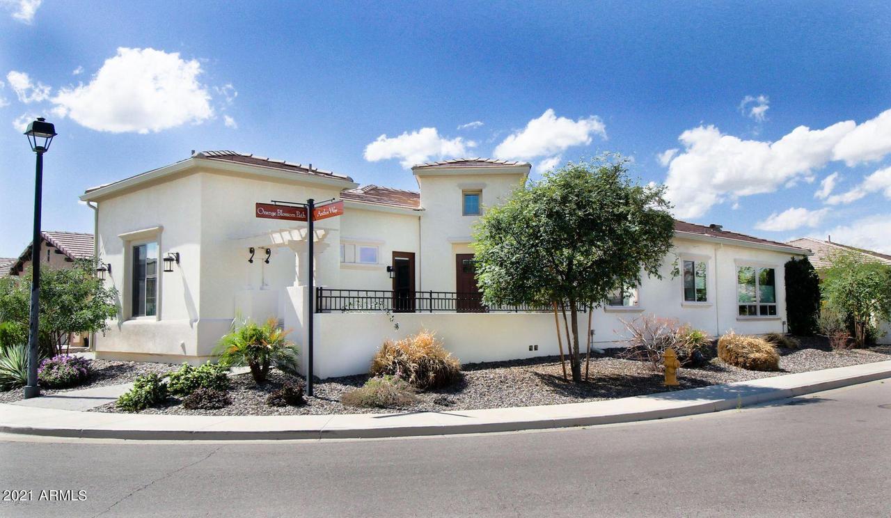 35840 N Anthos Way, San Tan Valley, AZ 85140