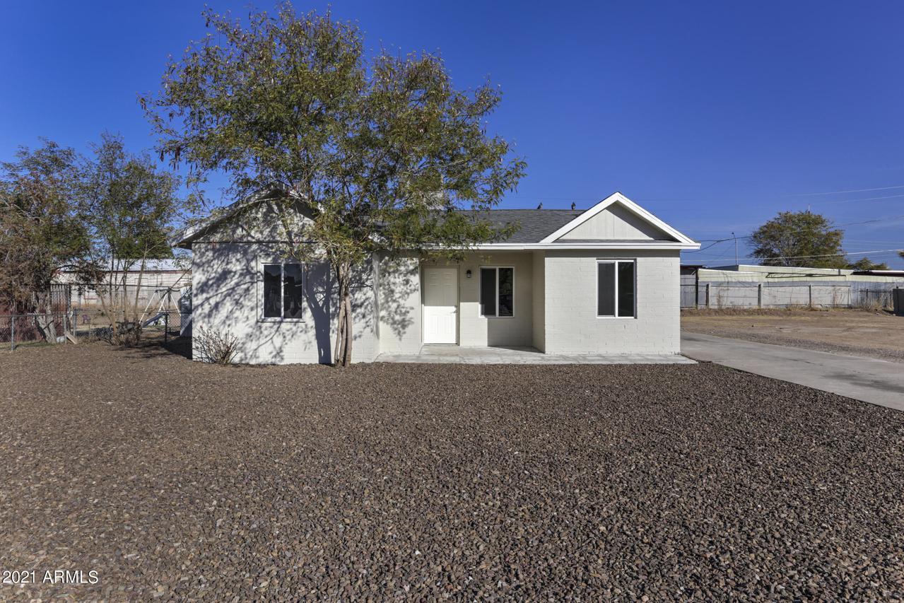 3354 W Lynwood St., Phoenix, AZ 85009