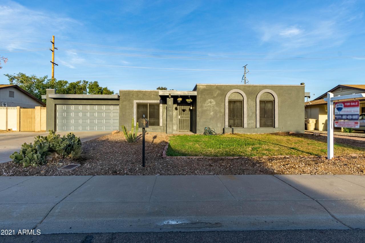 10831 N 45th Dr., Glendale, AZ 85304