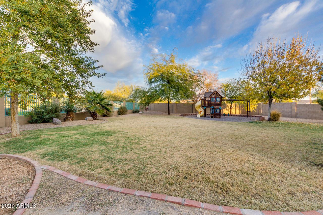13556 W Desert Flower Dr., Goodyear, AZ 85395
