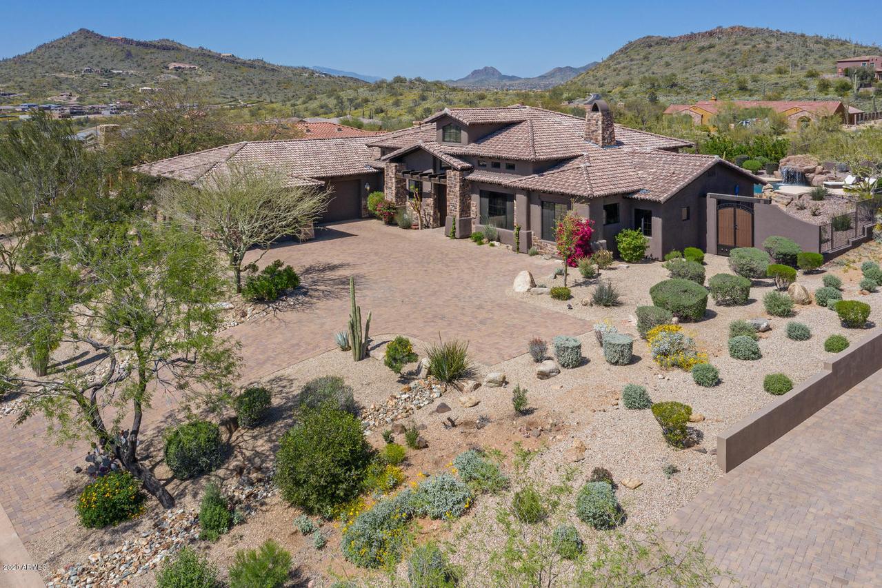 2430 W Restin Rd., Phoenix, AZ 85086