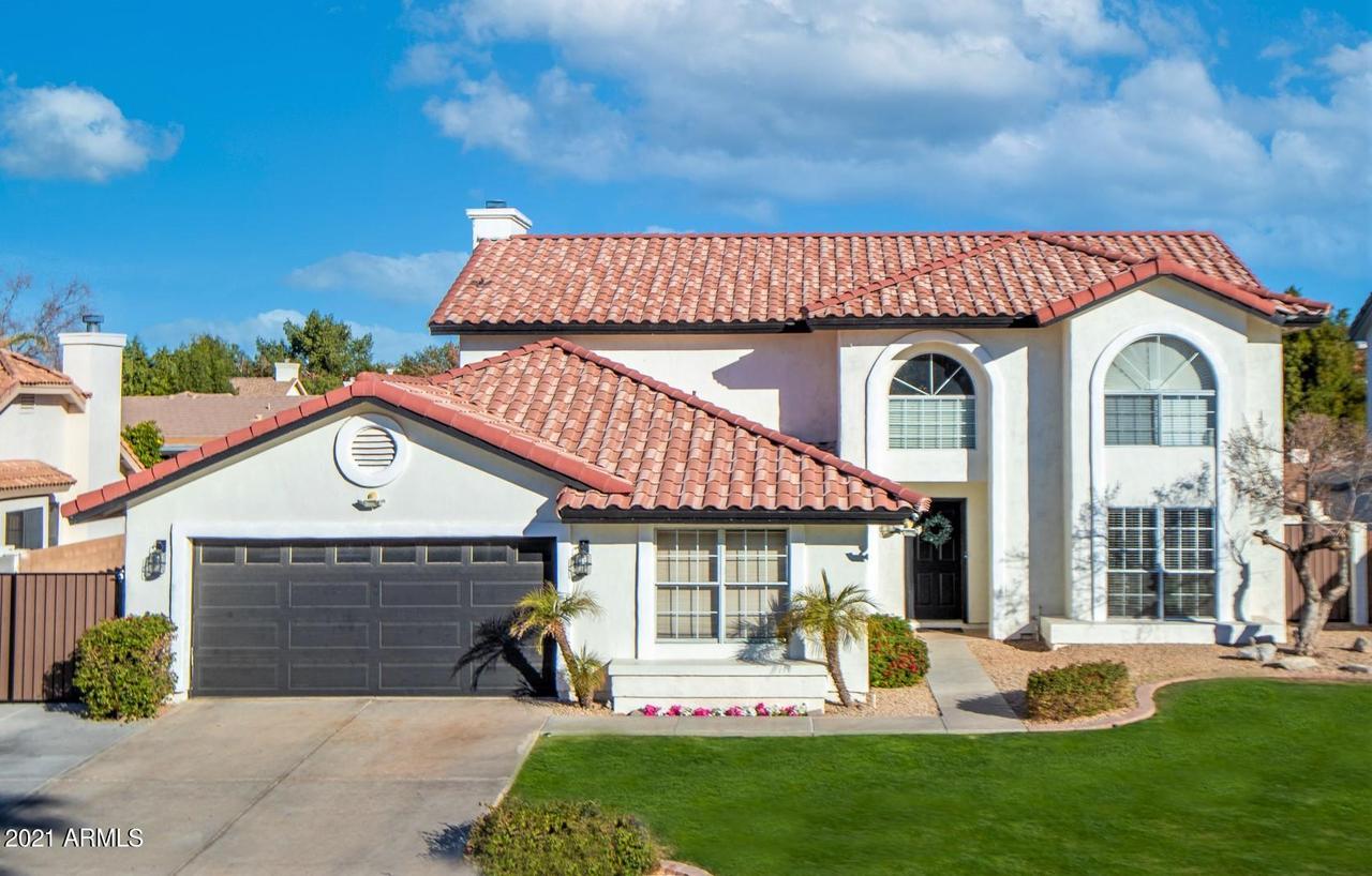 3936 E Dover St., Mesa, AZ 85205