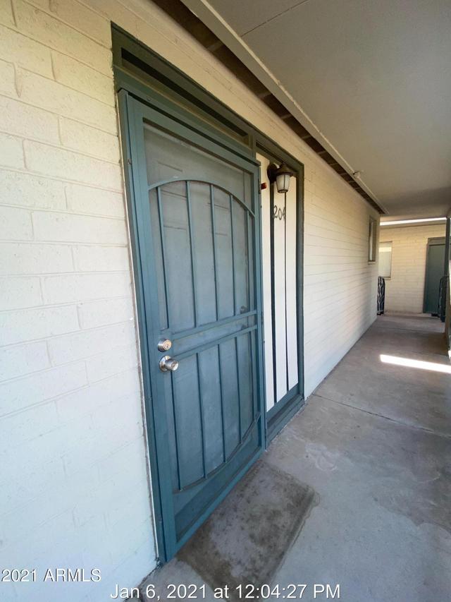 3242 E Camelback Rd. #204, Phoenix, AZ 85018