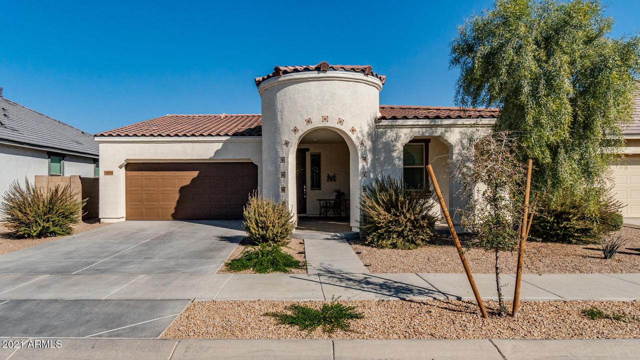 22804 E Via De Olivos, Queen Creek, AZ 85142