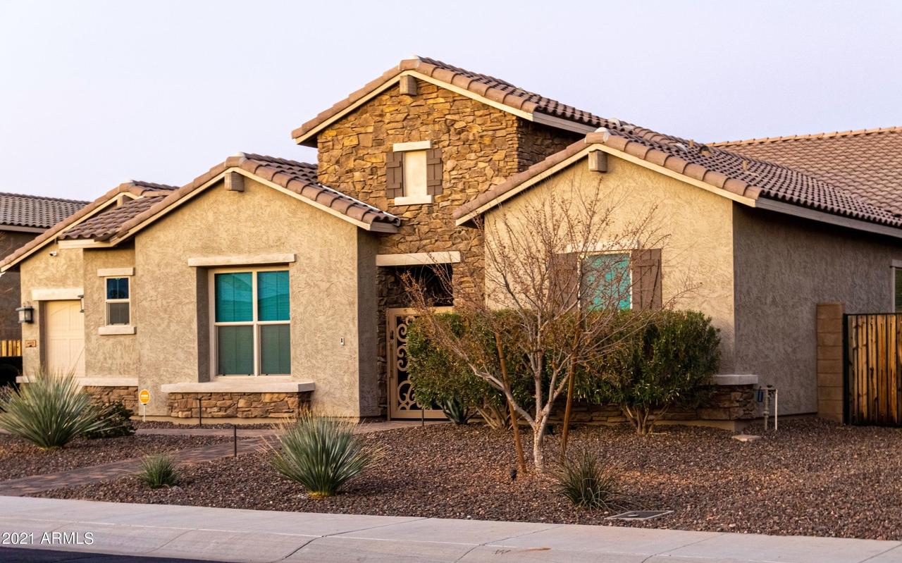 4415 N 183rd Dr., Goodyear, AZ 85395