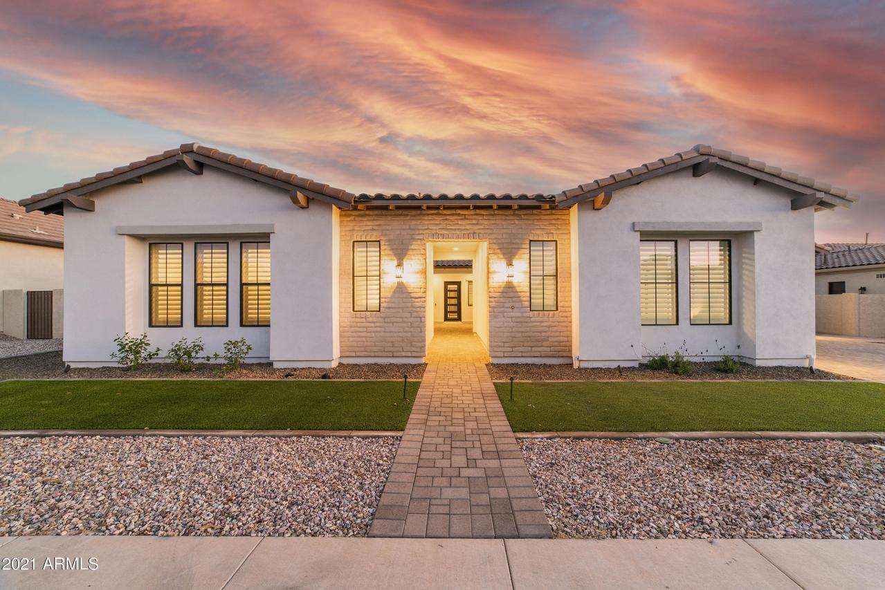 1693 E Everglade Ln., Gilbert, AZ 85298