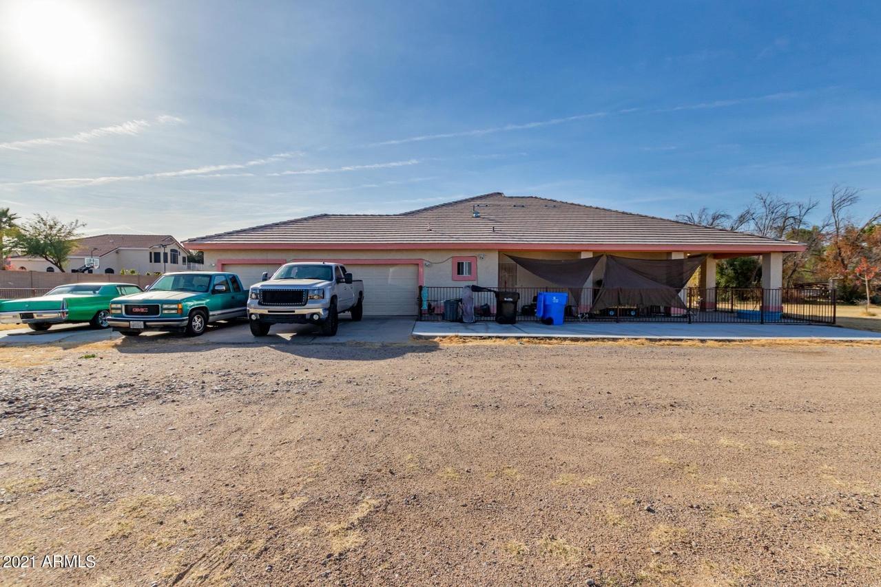 311 S Gilbert Rd., Gilbert, AZ 85296
