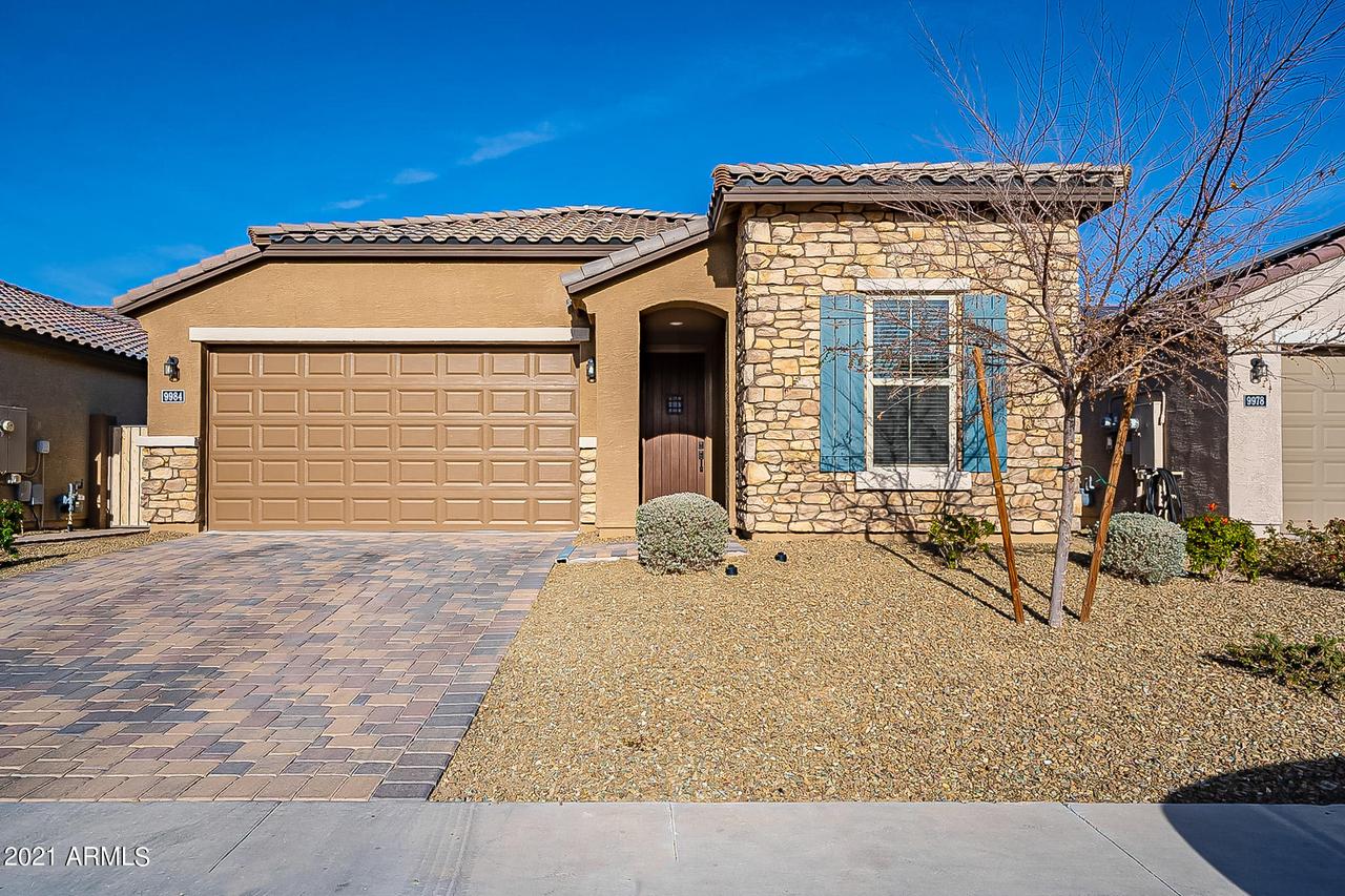 9984 W Robin Ln., Peoria, AZ 85383