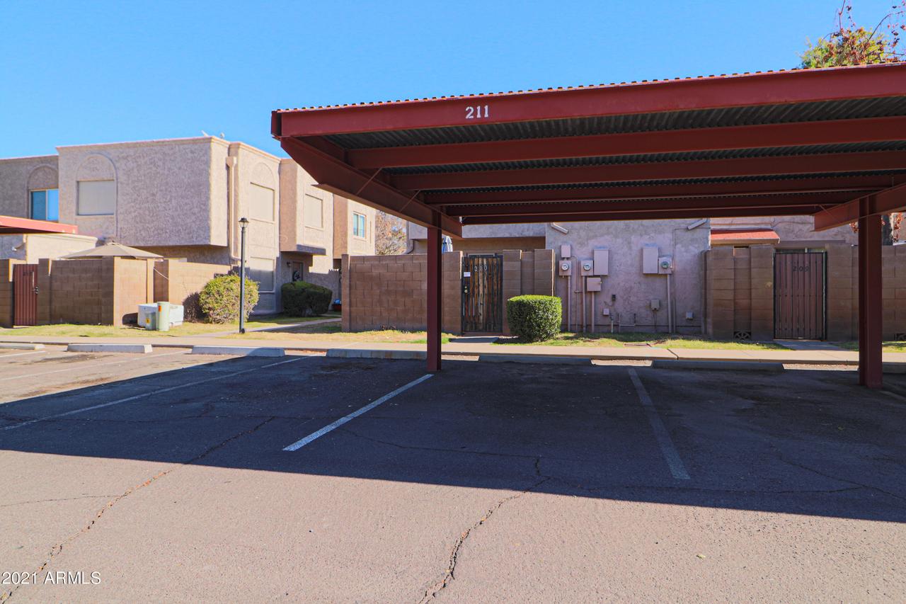 600 S Dobson Rd. #211, Mesa, AZ 85202