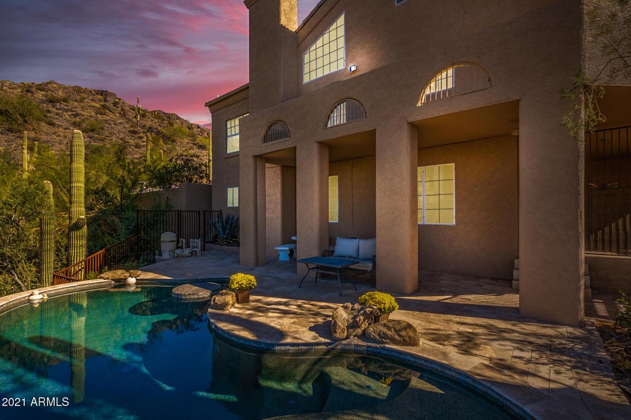6220 E Surrey Dr., Cave Creek, AZ 85331