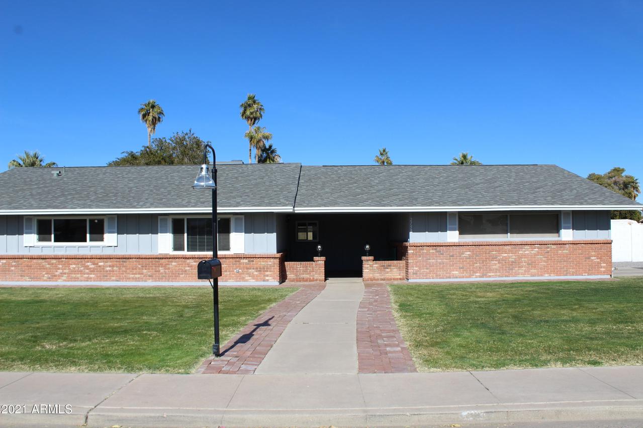 2158 E Encanto St., Mesa, AZ 85213