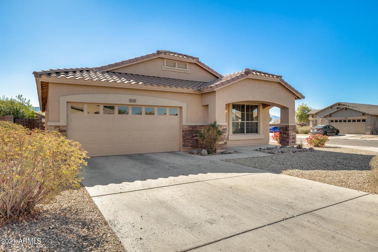 3221 W Apollo Rd., Phoenix, AZ 85041