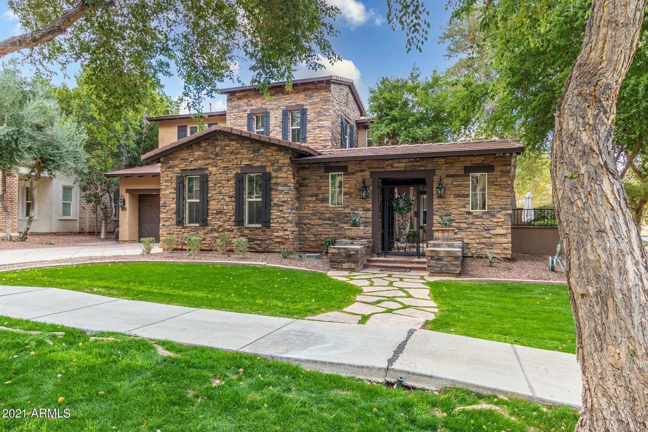 4161 N Village St., Buckeye, AZ 85396