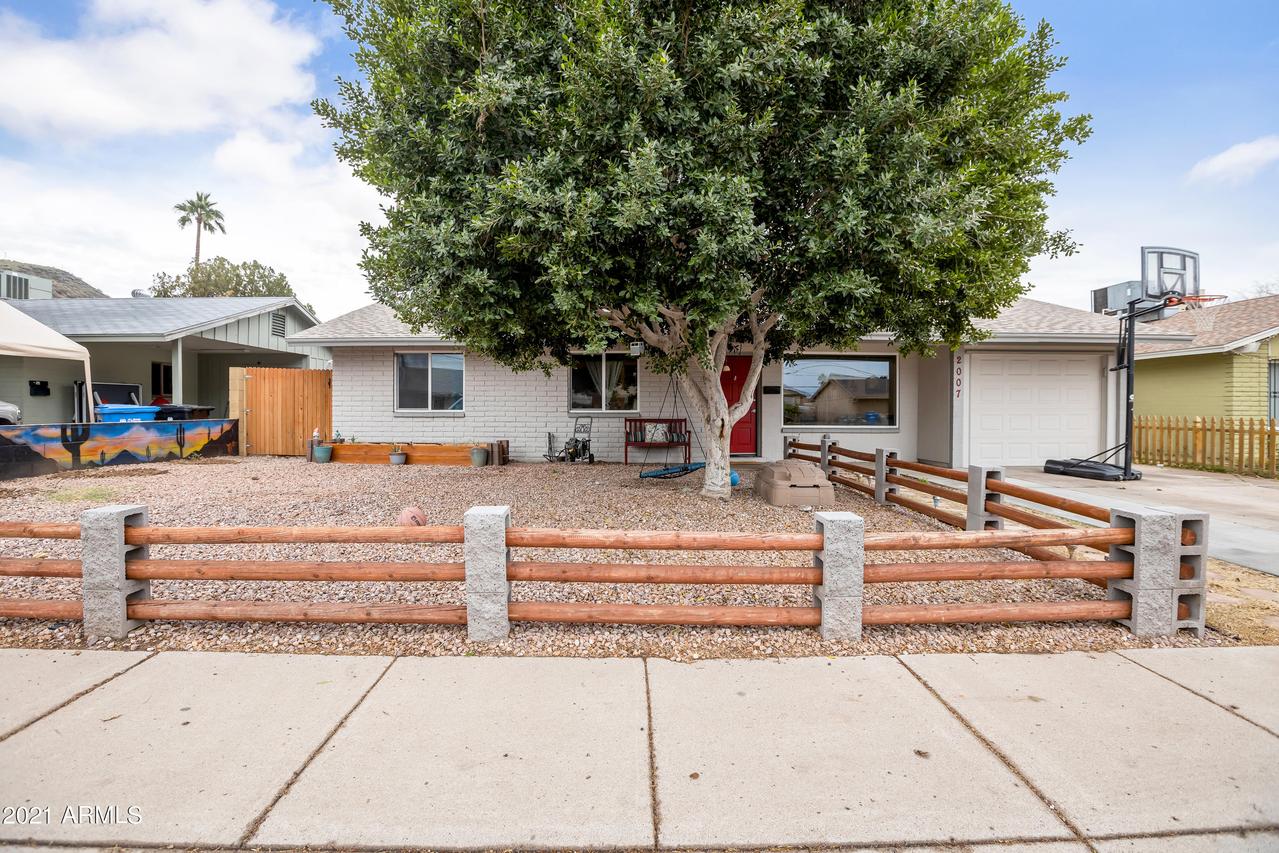 2007 W Dahlia Dr., Phoenix, AZ 85029