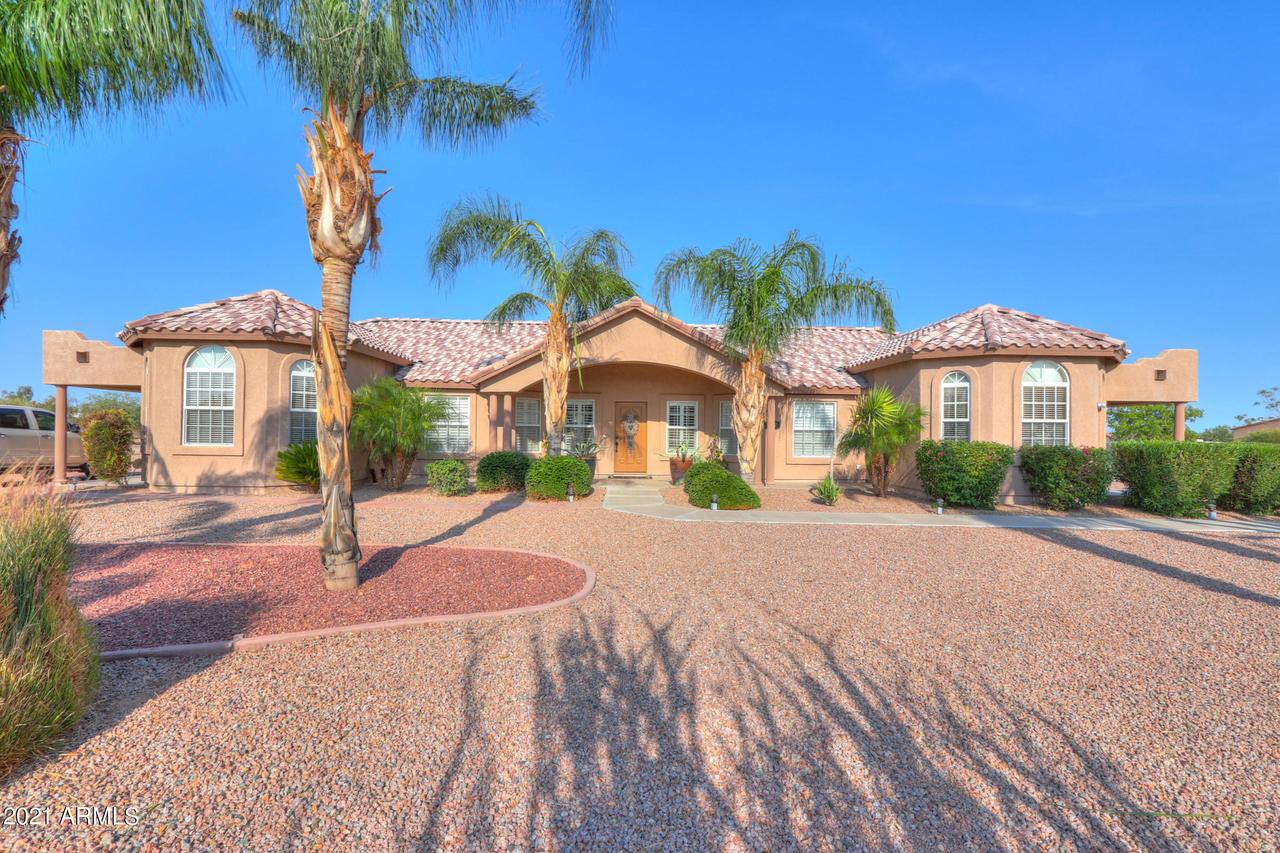 9777 N Chemehlevi Dr., Casa Grande, AZ 85122