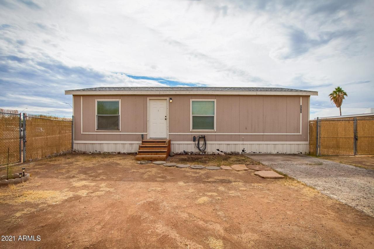 2547 E Tierra Buena Ln., Phoenix, AZ 85032