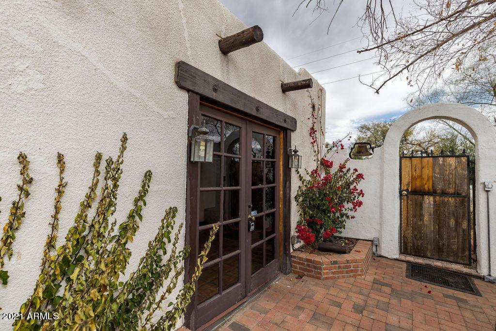 3703 N Mountain Ave., Tucson, AZ 85719