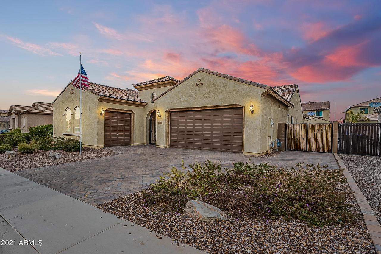 10912 E Thornton Ave., Mesa, AZ 85212