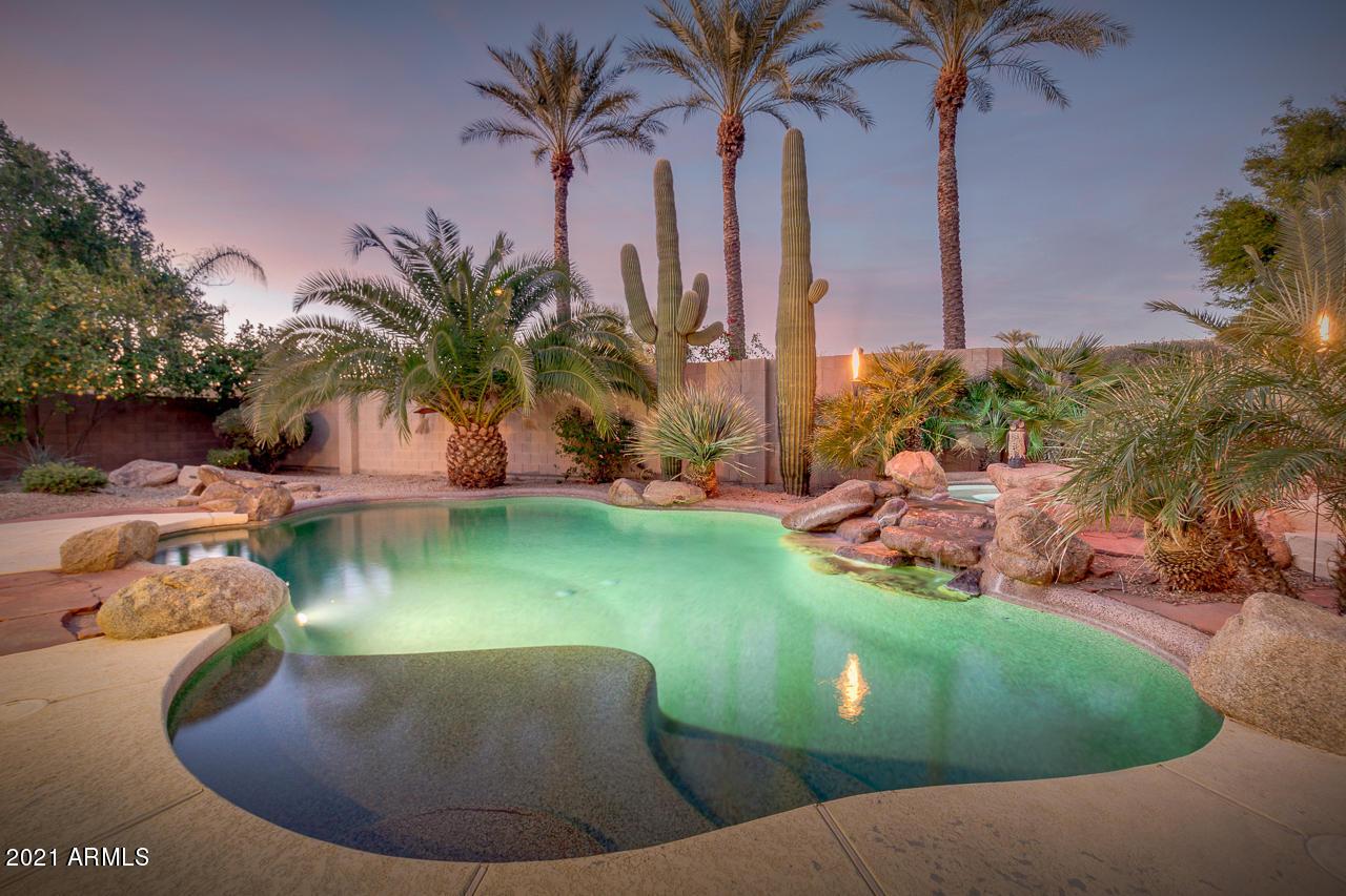 14418 W Cora Ln., Goodyear, AZ 85395