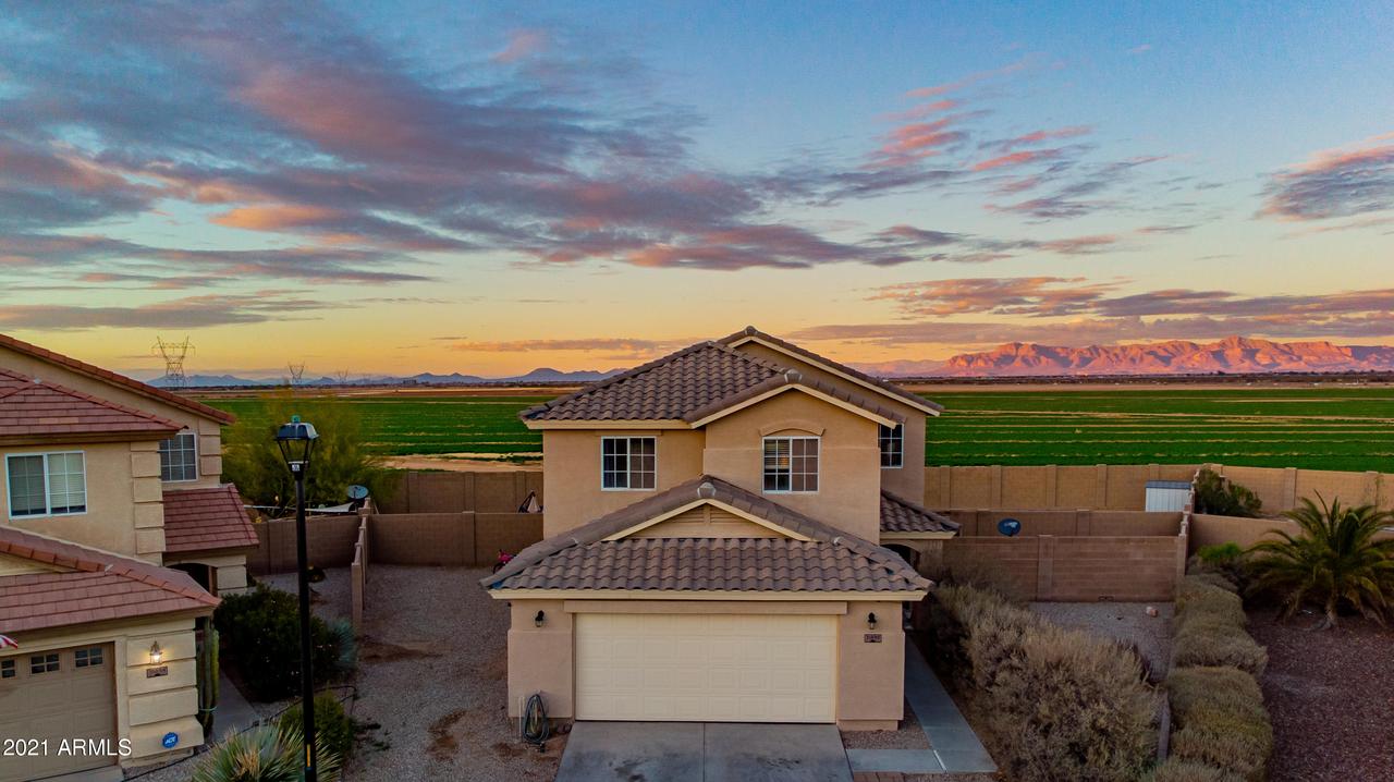 31895 N Cheyenne Cir., San Tan Valley, AZ 85143