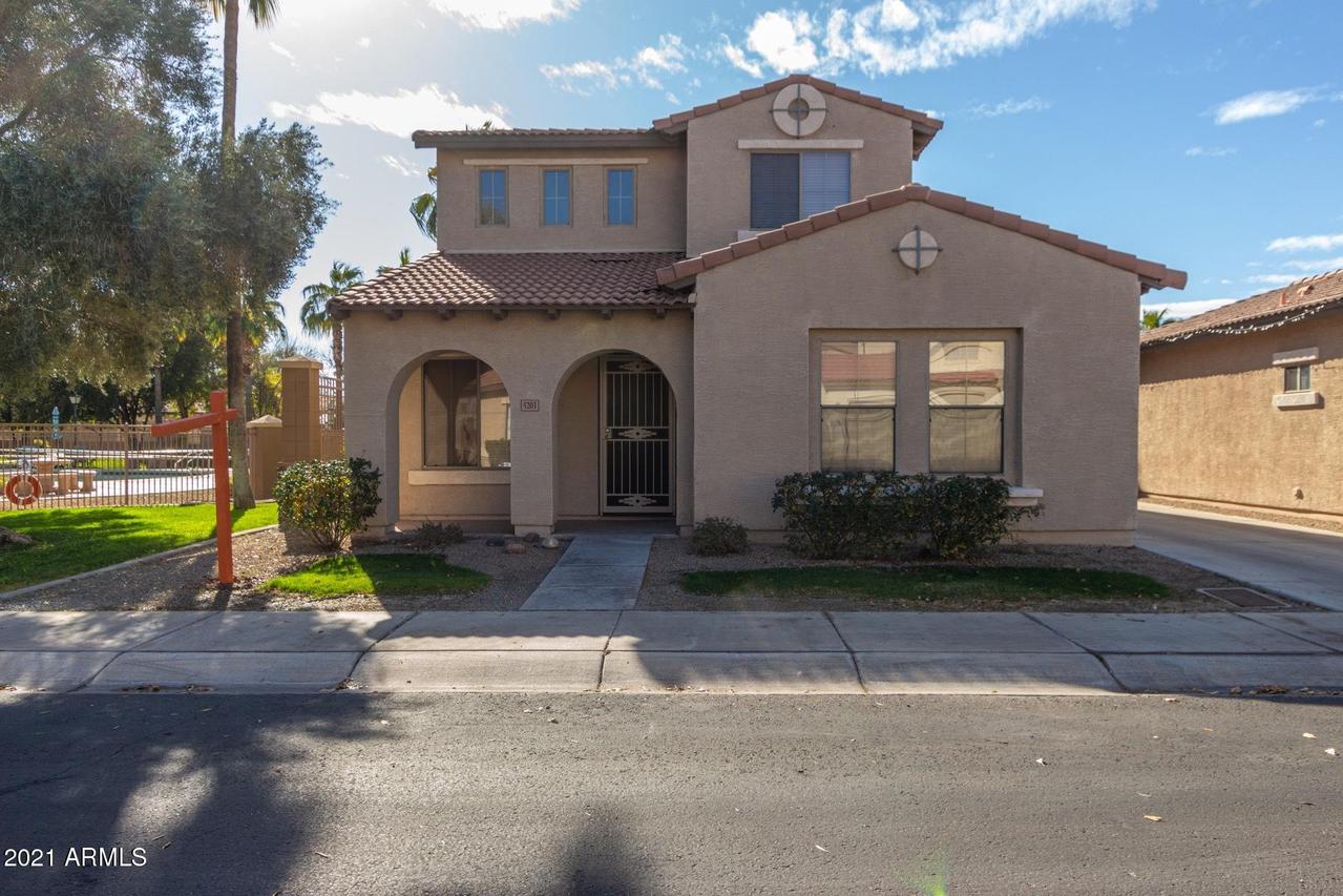 5203 W Paradise Dr., Glendale, AZ 85304