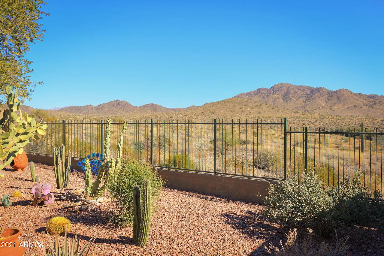 42925 N Livingstone Way, Anthem, AZ 85086