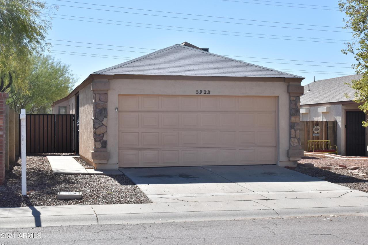 3923 W Whispering Wind Dr., Glendale, AZ 85310