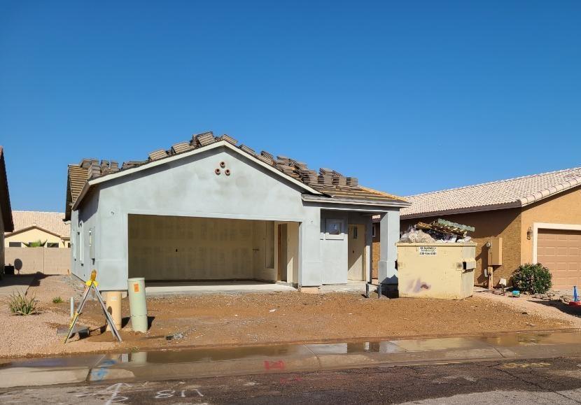 2111 N Sweetwater Dr., Casa Grande, AZ 85122