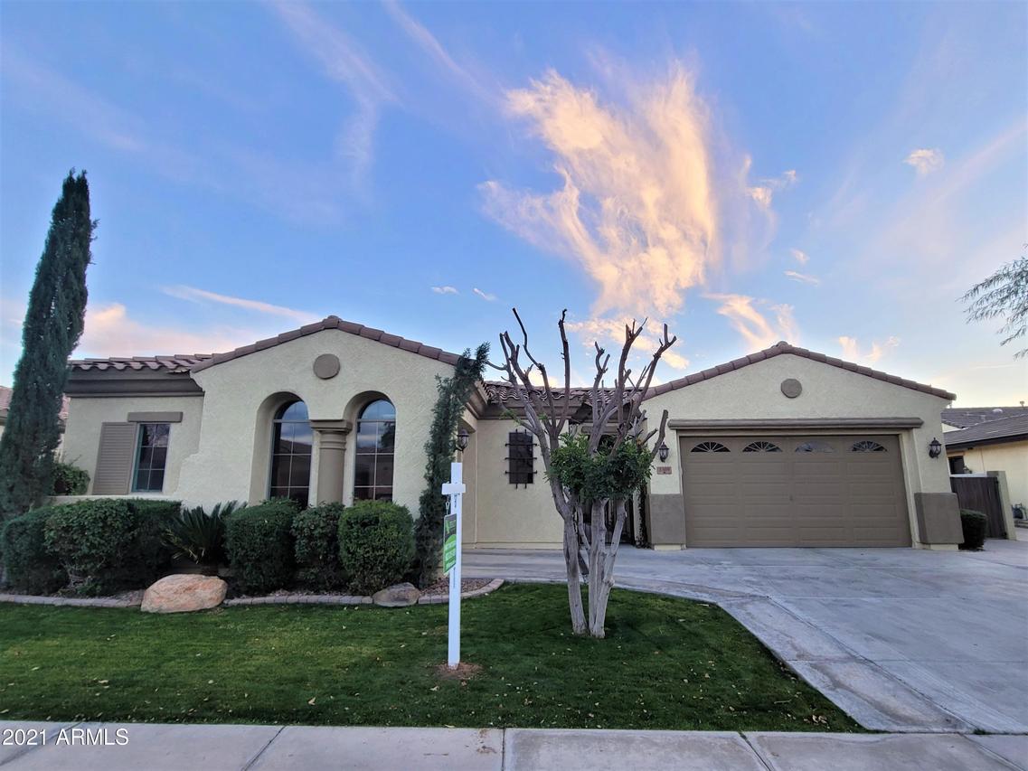 3369 E Goldfinch Way, Chandler, AZ 85286