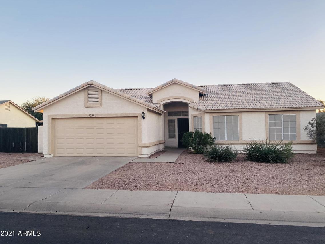 1237 E Avenida Luna, Casa Grande, AZ 85122
