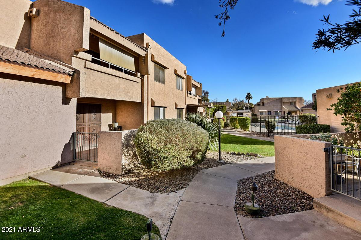 10828 N Biltmore Dr. #232, Phoenix, AZ 85029